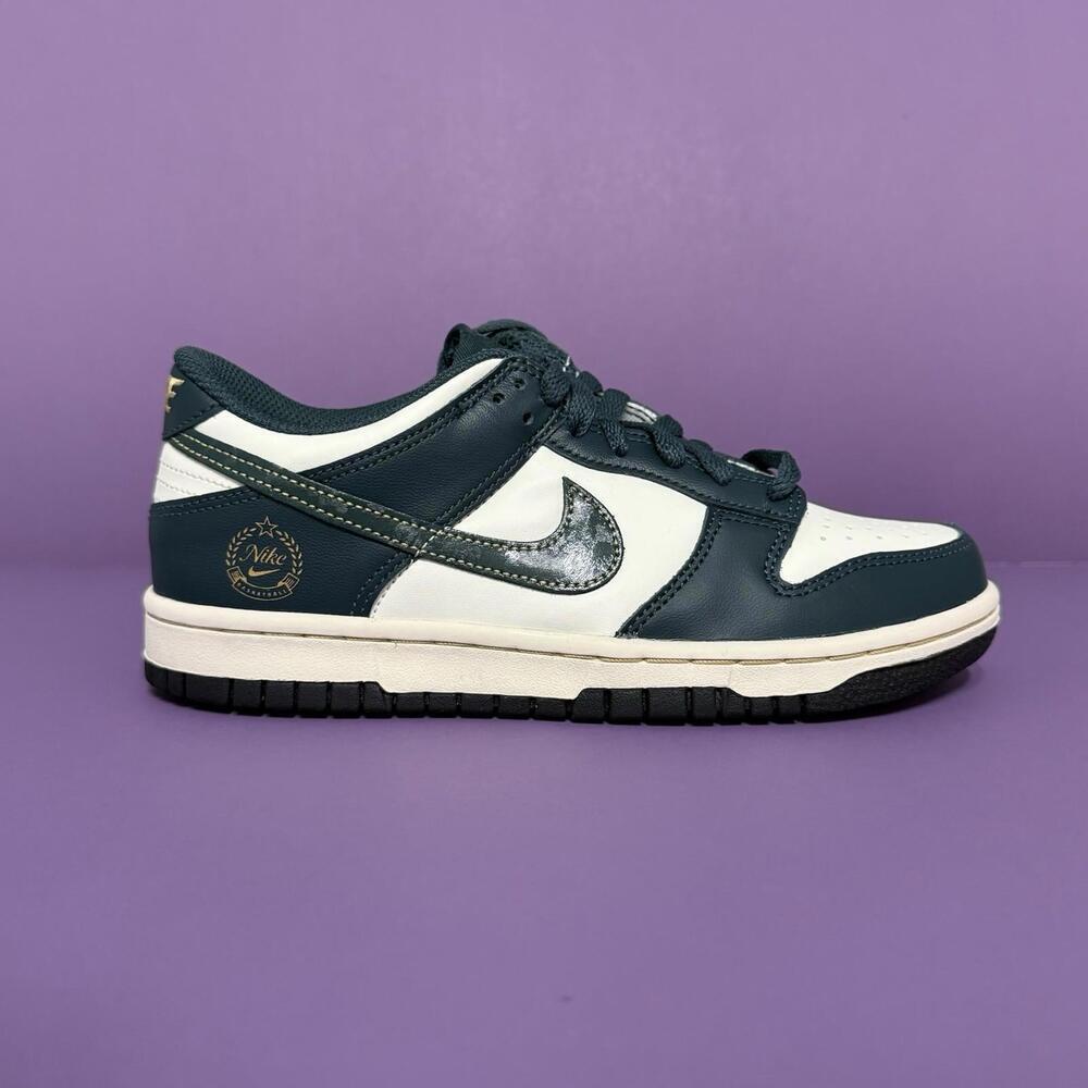 Nike Air Dunk Low GS Deep Jungle Green FB9109 301 Size 5 Men / 6.5 Women